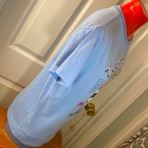 Dishi Ramen Shop Skull Ramen Noodles Rad Top - Picture 9 of 10